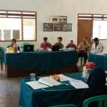 Bambang Priyanto, Sekretaris Badan Pemberdayaan Masyarakat Kabupaten Malang hadir di hari pertama pelatihan pemetaan sosial di Desa Kucur Malang
