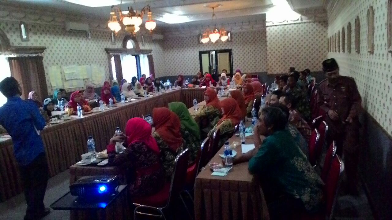 lokakarya perempuan dan pembaharuan desa di Banjarnegara