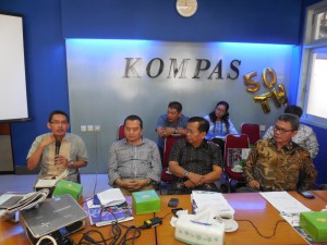 Diskusi Dana Desa Kompas-Infest